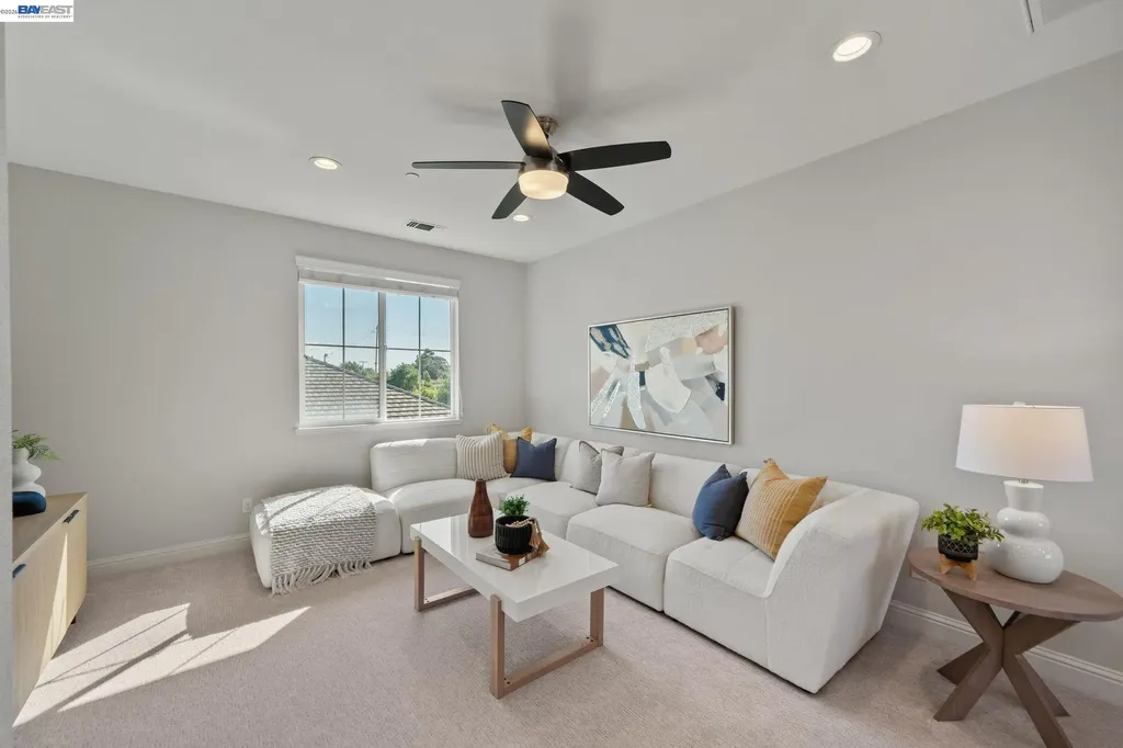 33454 Bronco Loop Fremont CA 94555