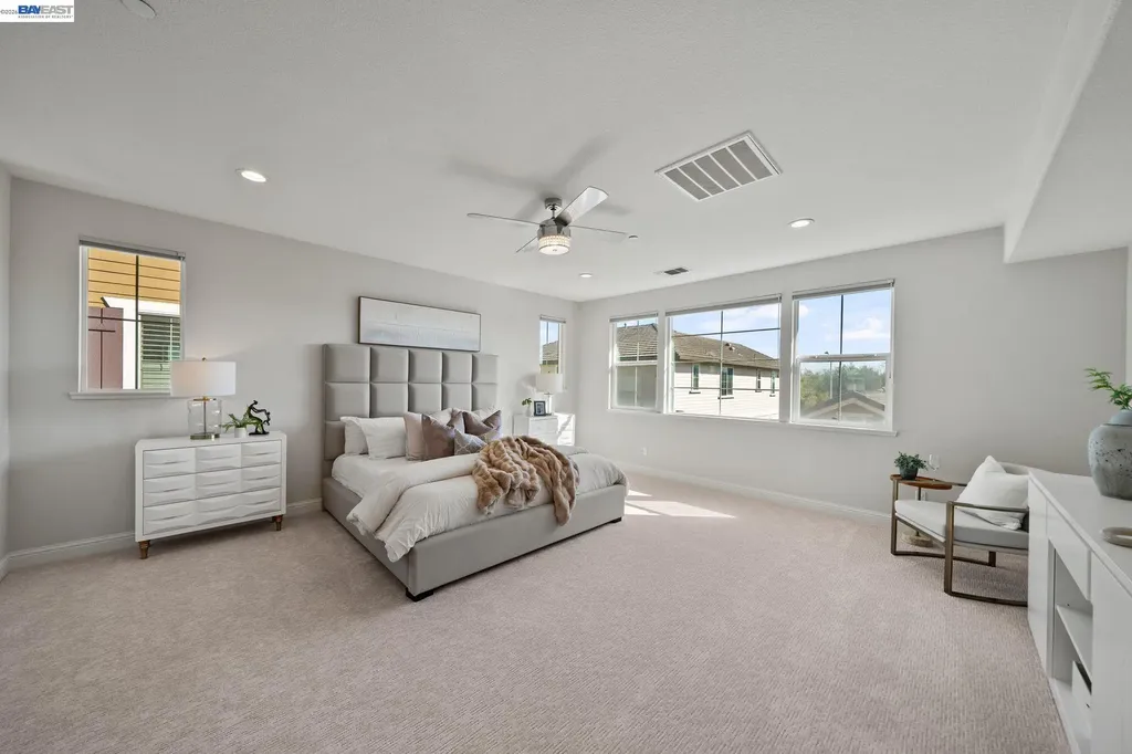 33454 Bronco Loop Fremont CA 94555