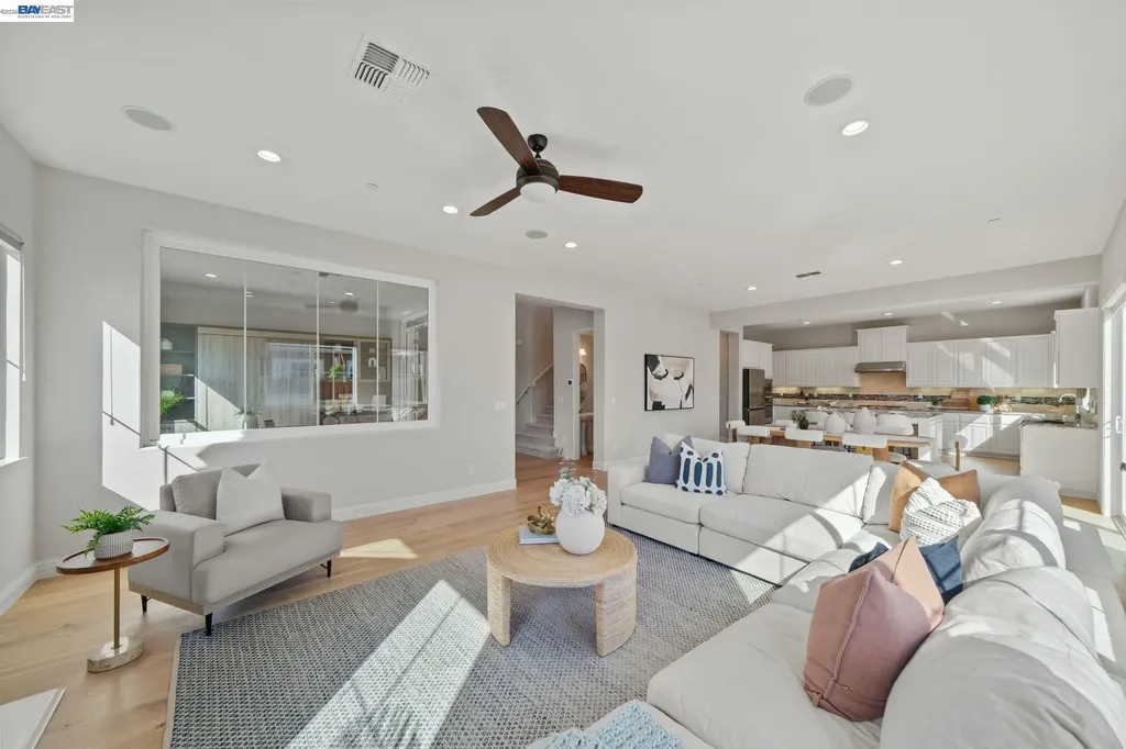 33454 Bronco Loop Fremont CA 94555