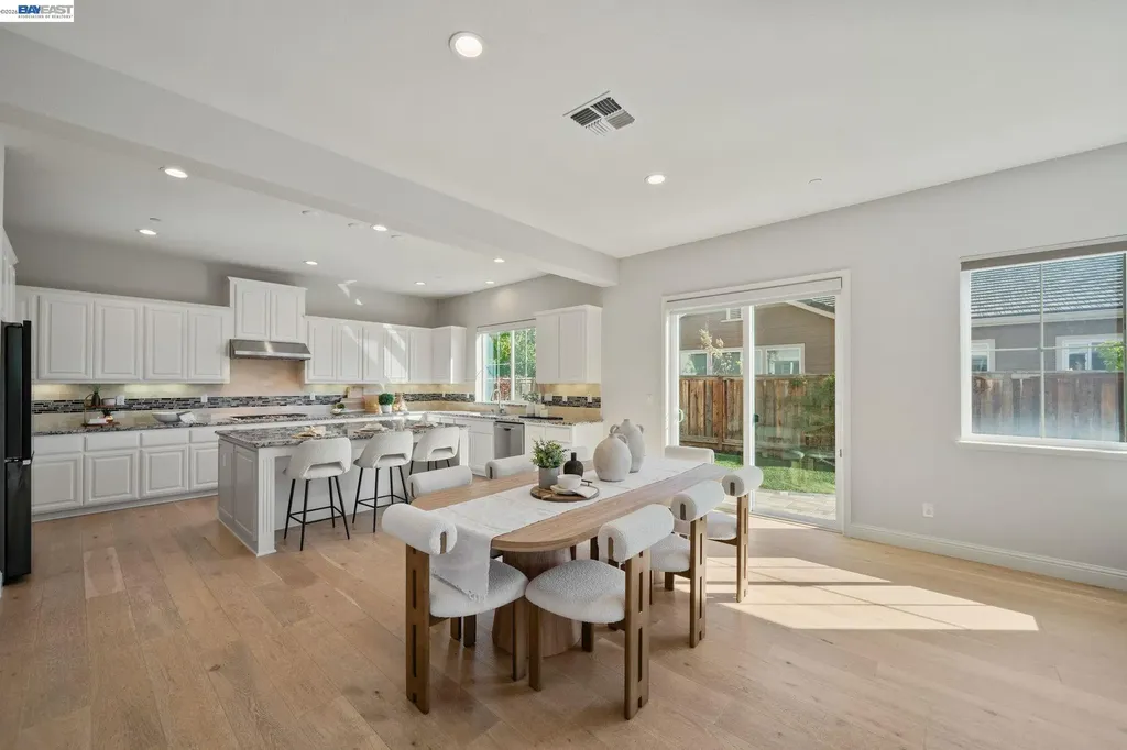 33454 Bronco Loop Fremont CA 94555