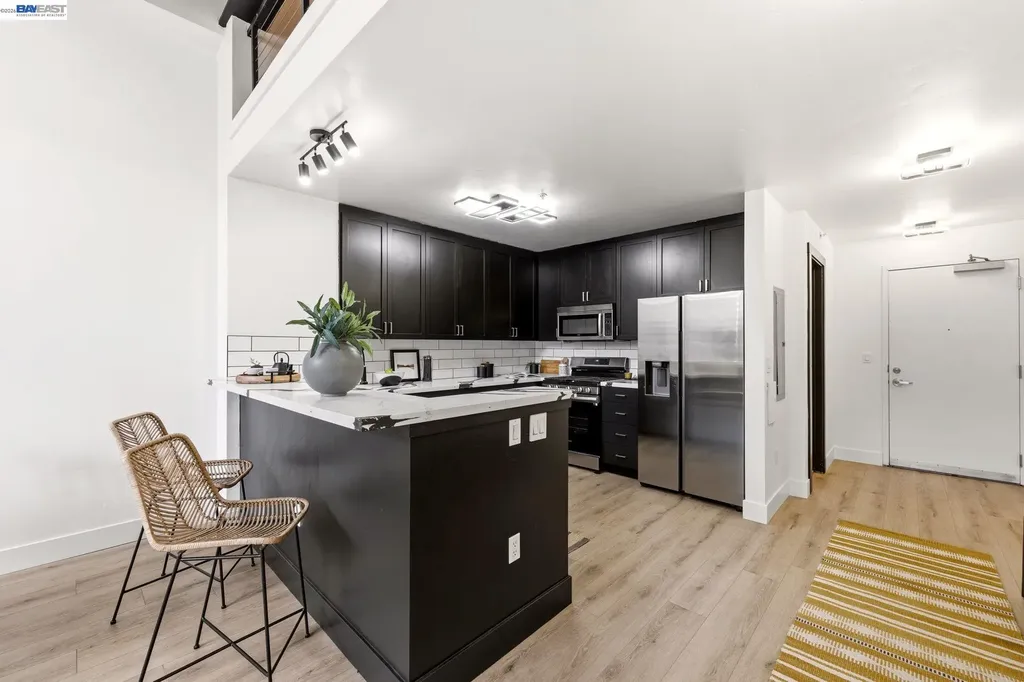 330 13th Street Oakland CA 94612