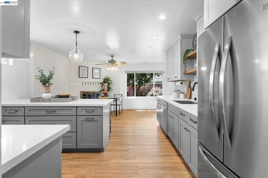 831 Casanova Drive San Leandro CA 94578