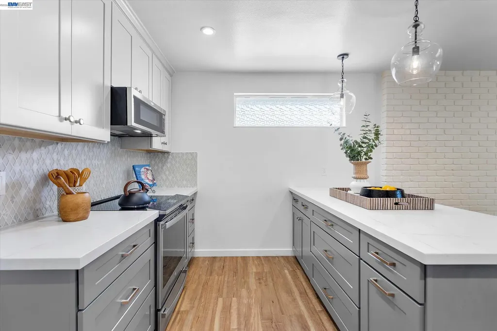 831 Casanova Drive San Leandro CA 94578