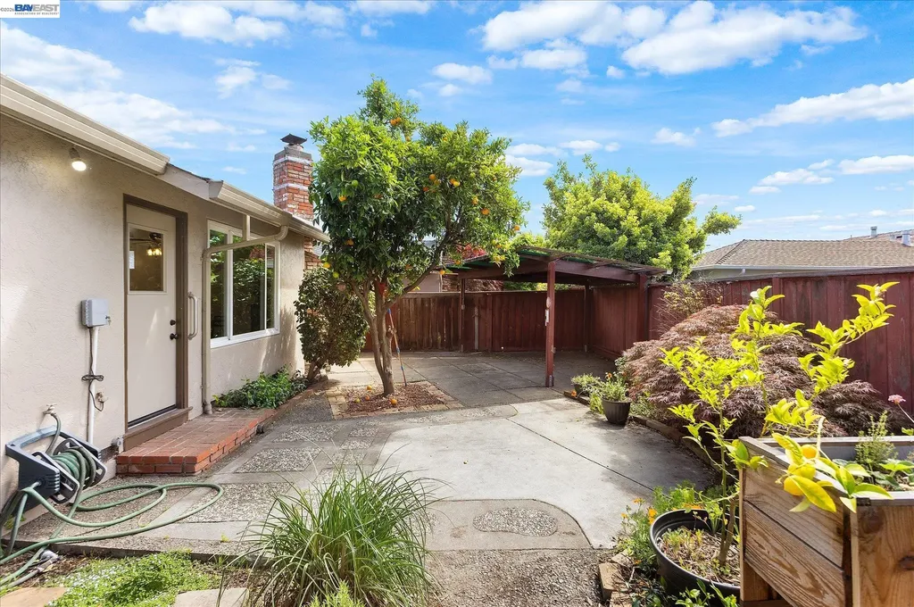 831 Casanova Drive San Leandro CA 94578