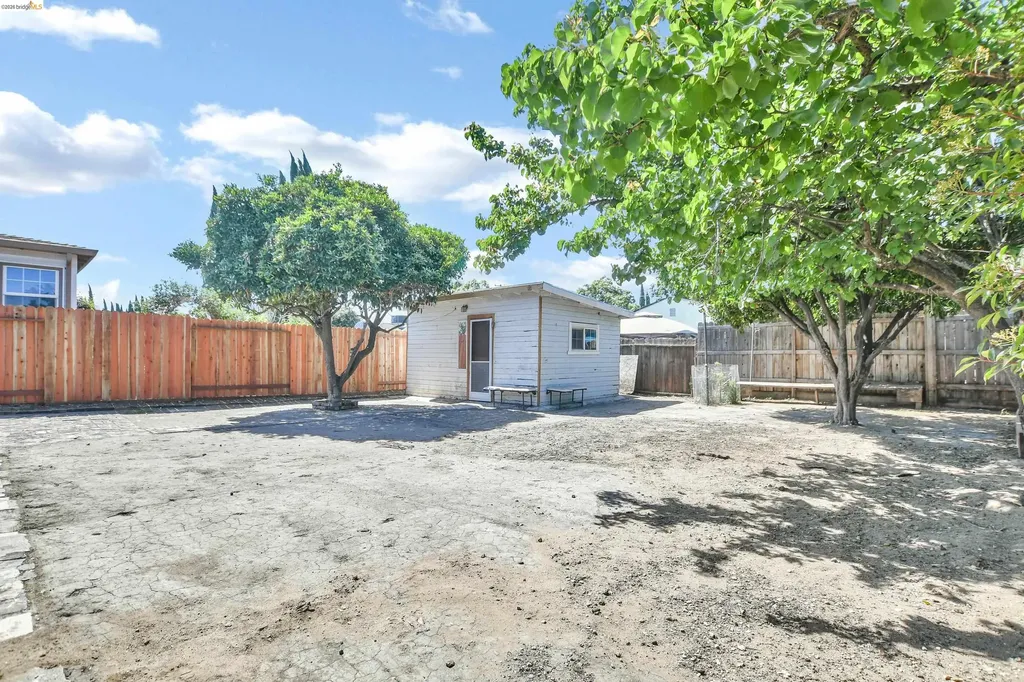 234 Jimno Avenue Pittsburg CA 94565