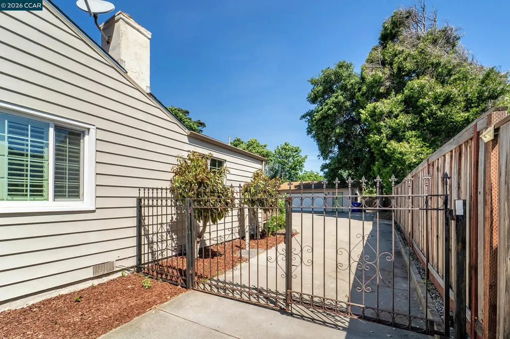 2929 Howard Street Richmond CA 94804