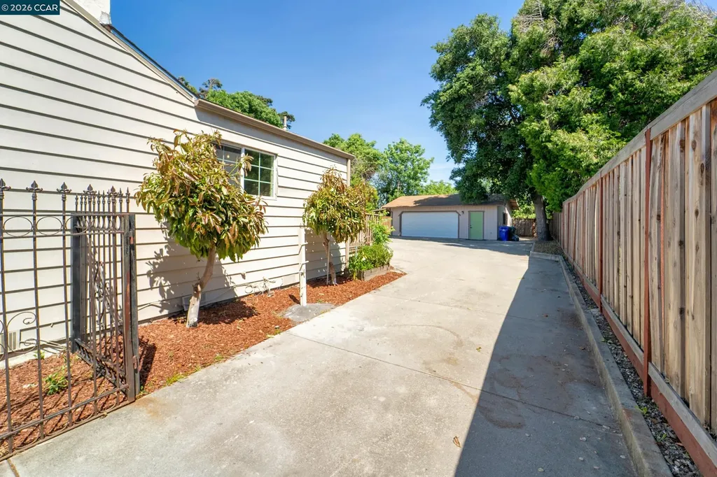 2929 Howard Street Richmond CA 94804