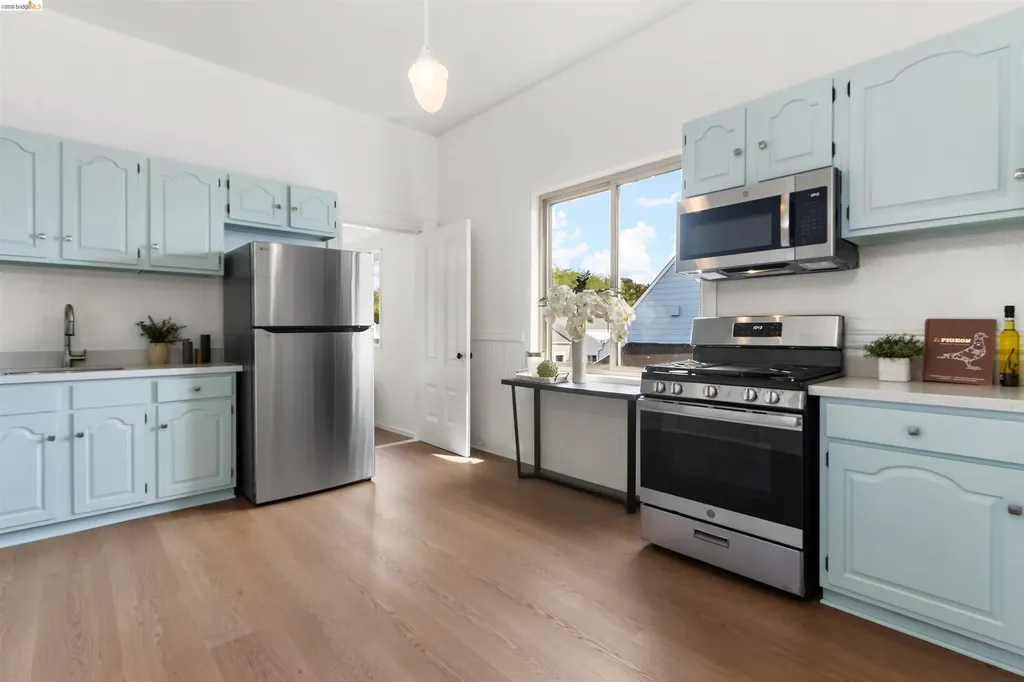 12 Beaver Street San Francisco CA 94114