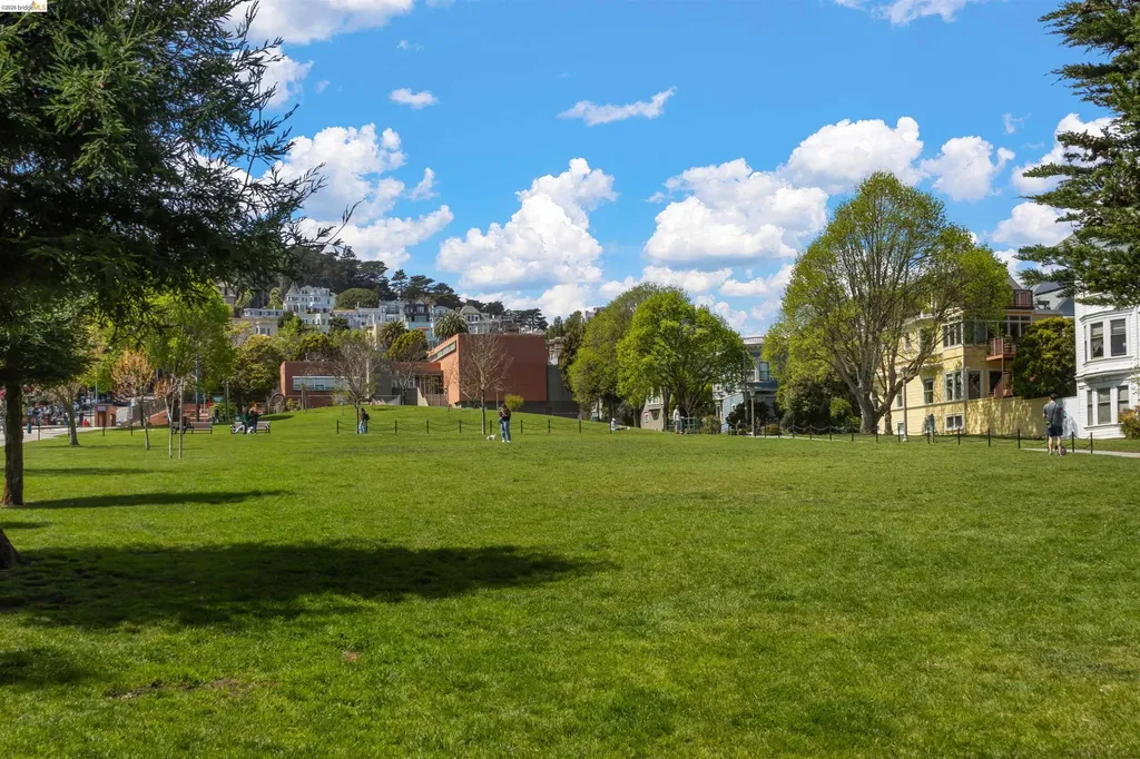 12 Beaver Street San Francisco CA 94114