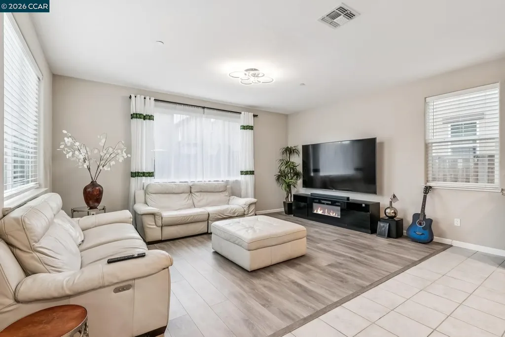 813 Stickney Way Oakley CA 94561