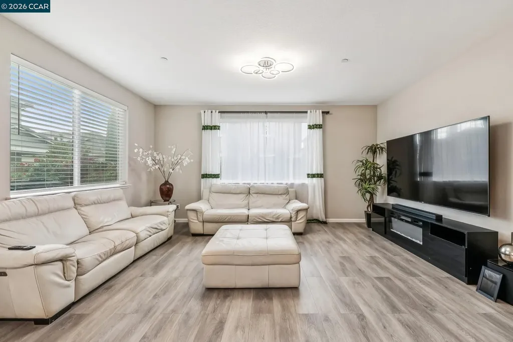 813 Stickney Way Oakley CA 94561