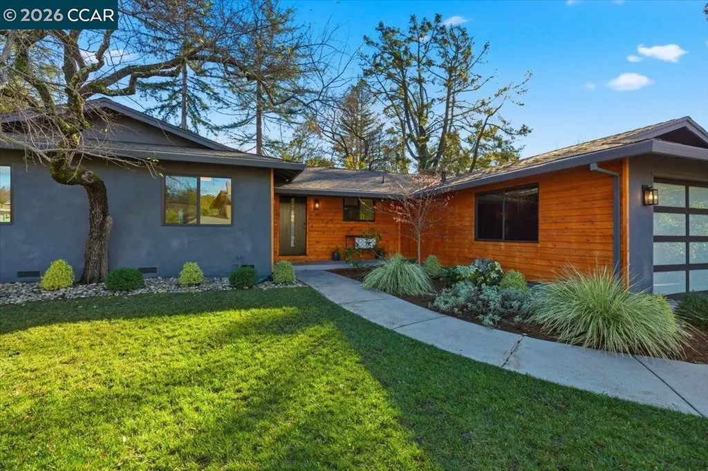 6 Sparrow Court Moraga CA 94556