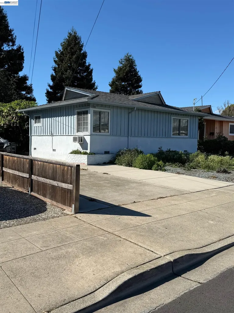 27029 Jennings Way Hayward CA 94544