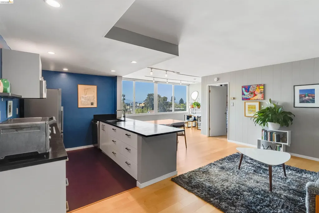 2550 Dana Street Berkeley CA 94704