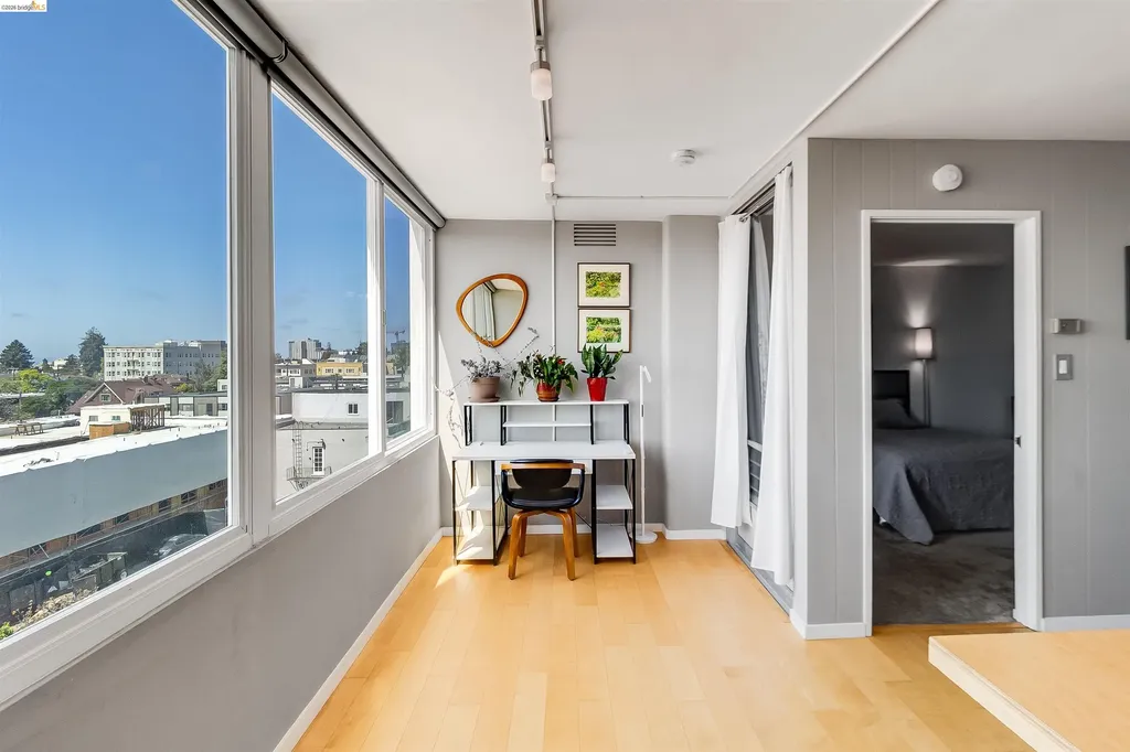 2550 Dana Street Berkeley CA 94704