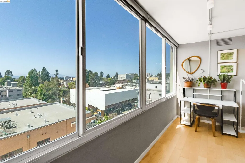 2550 Dana Street Berkeley CA 94704