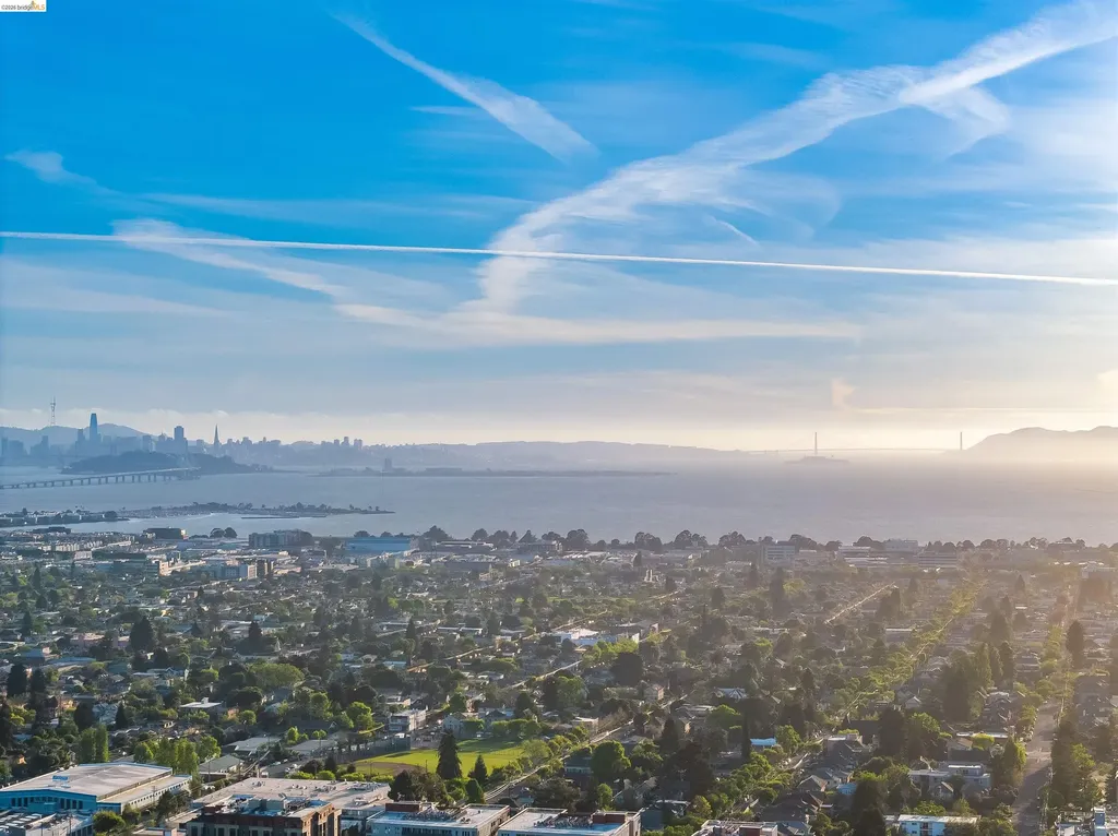 2550 Dana Street Berkeley CA 94704