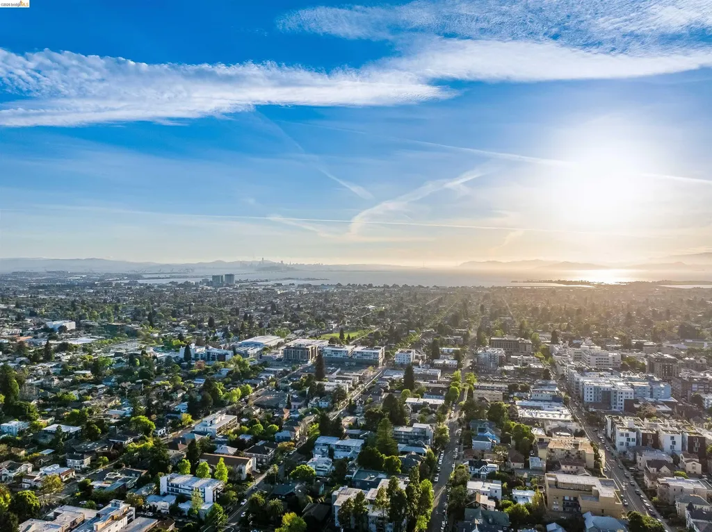 2550 Dana Street Berkeley CA 94704