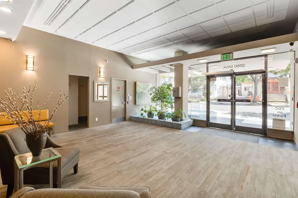 2550 Dana Street Berkeley CA 94704