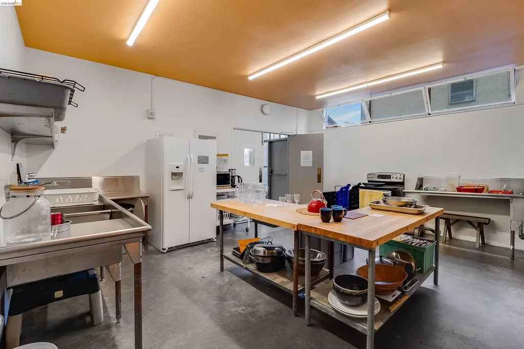 2550 Dana Street Berkeley CA 94704