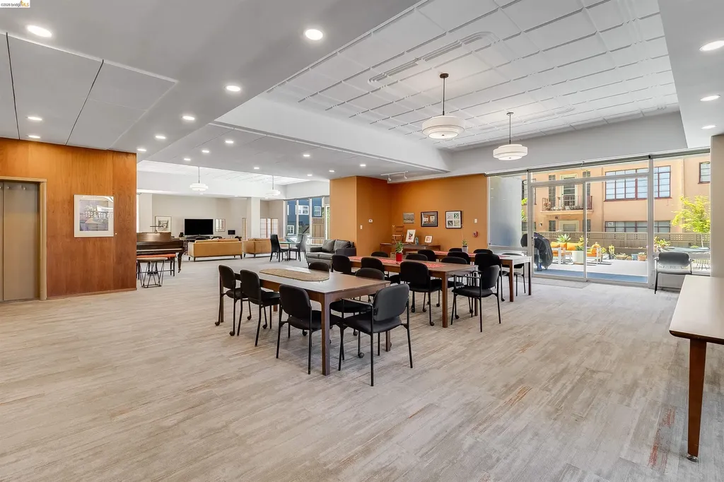 2550 Dana Street Berkeley CA 94704