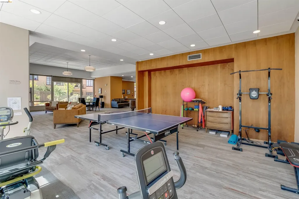 2550 Dana Street Berkeley CA 94704