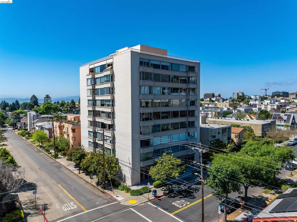 2550 Dana Street Berkeley CA 94704
