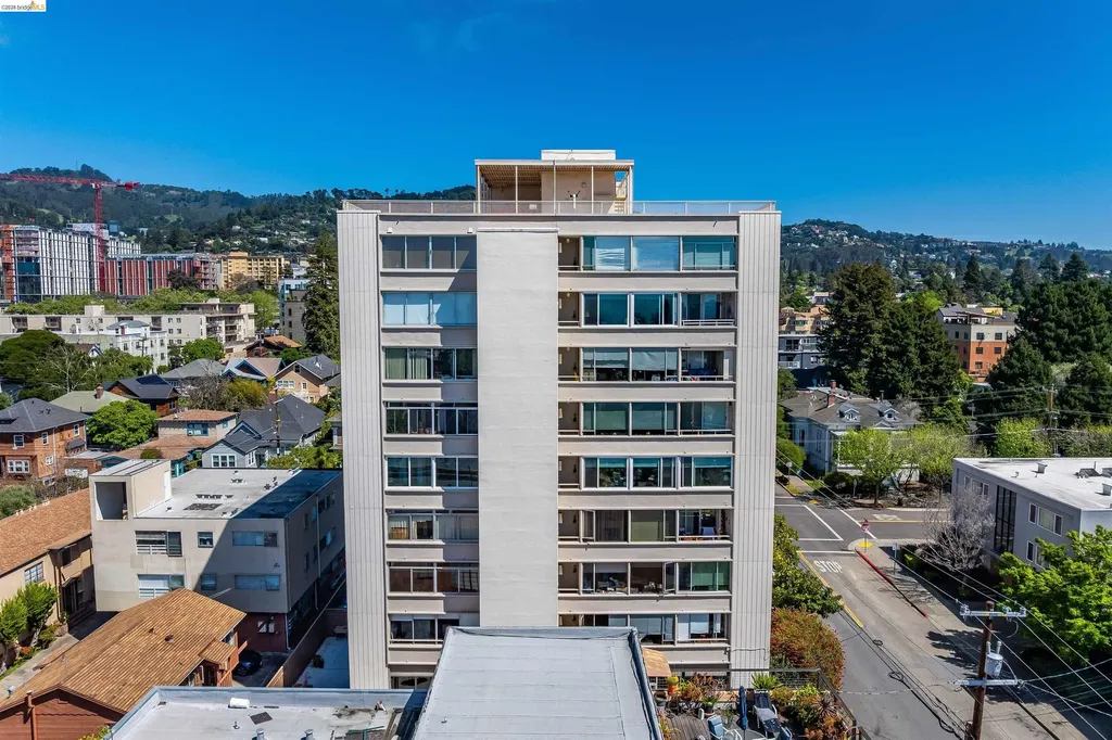 2550 Dana Street Berkeley CA 94704