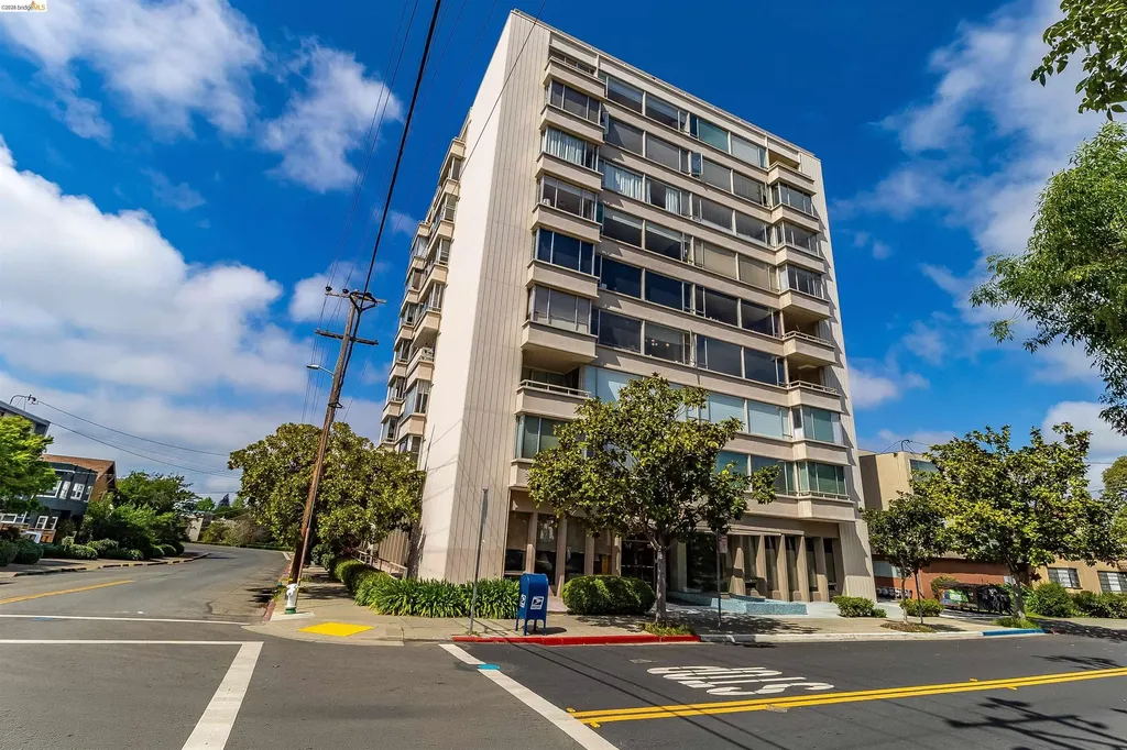 2550 Dana Street Berkeley CA 94704