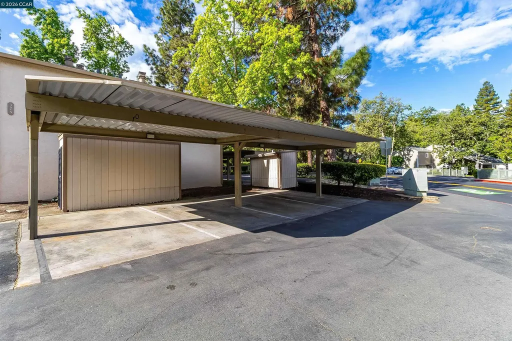 375 Camelback Road Pleasant Hill CA 94523