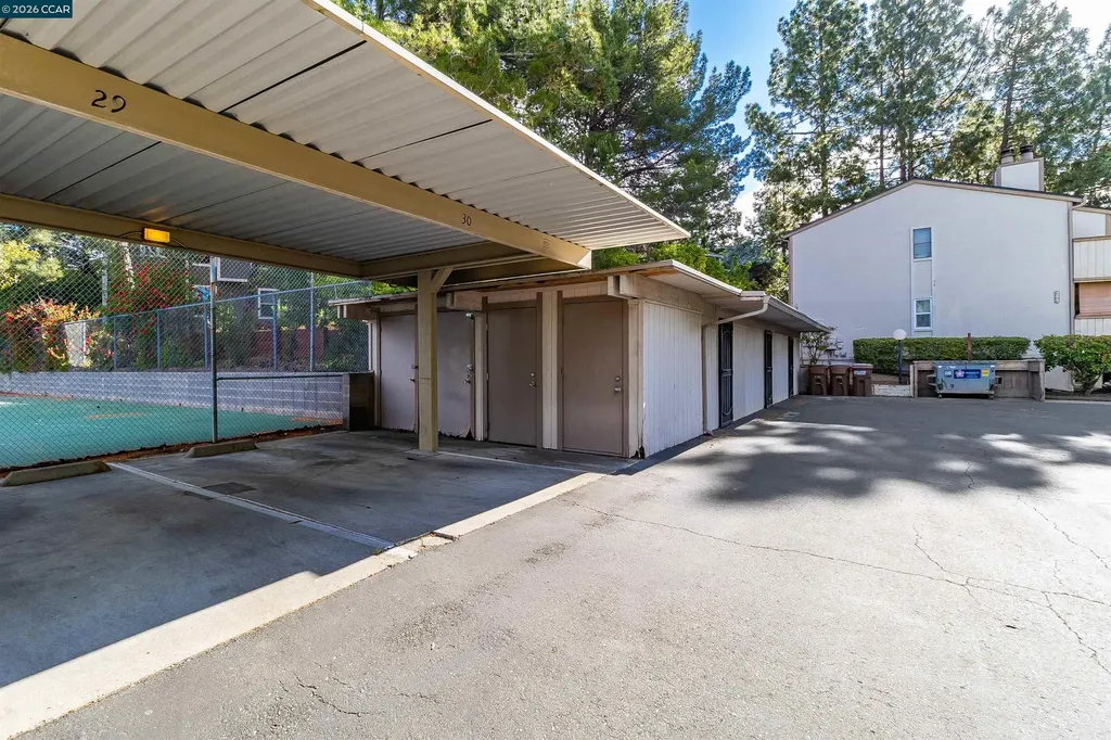 375 Camelback Road Pleasant Hill CA 94523