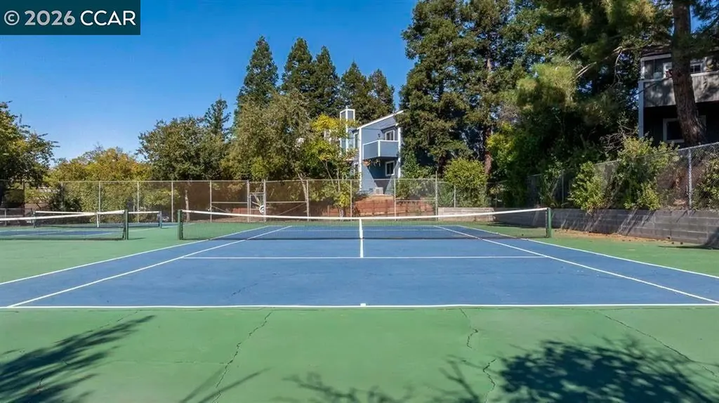 375 Camelback Road Pleasant Hill CA 94523