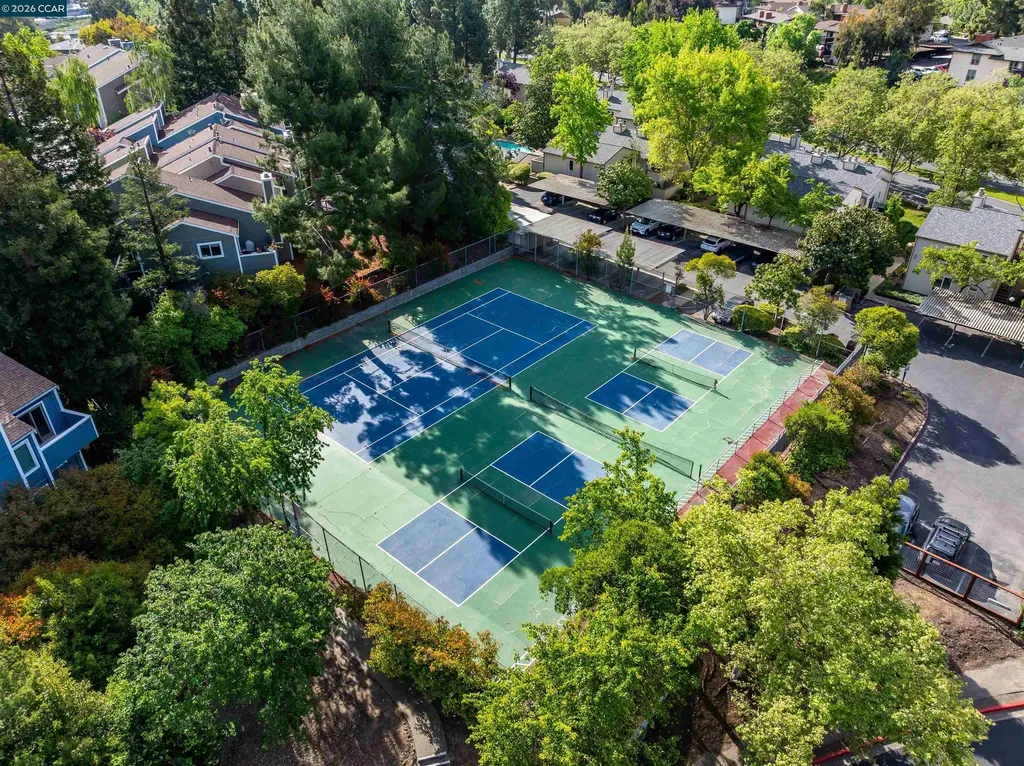 375 Camelback Road Pleasant Hill CA 94523