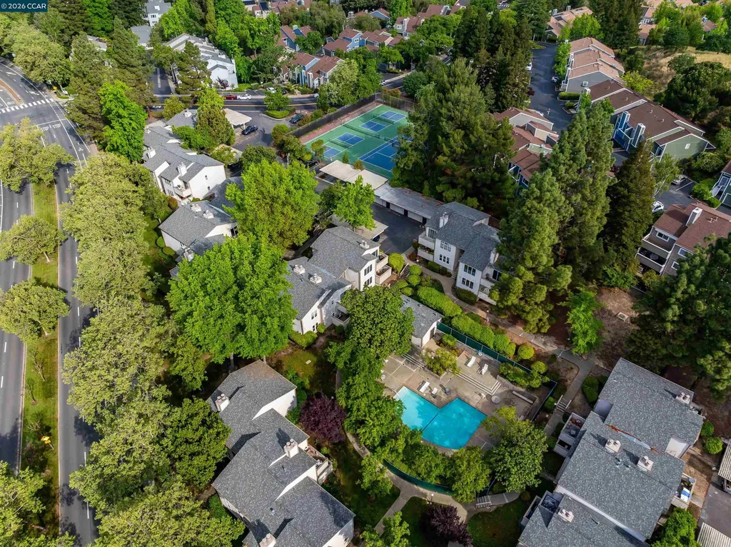 375 Camelback Road Pleasant Hill CA 94523