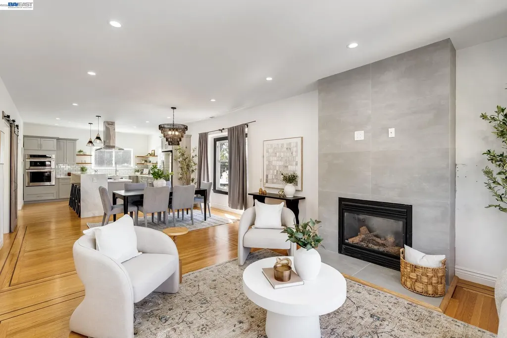 2417 Palmetto Street Oakland CA 94602