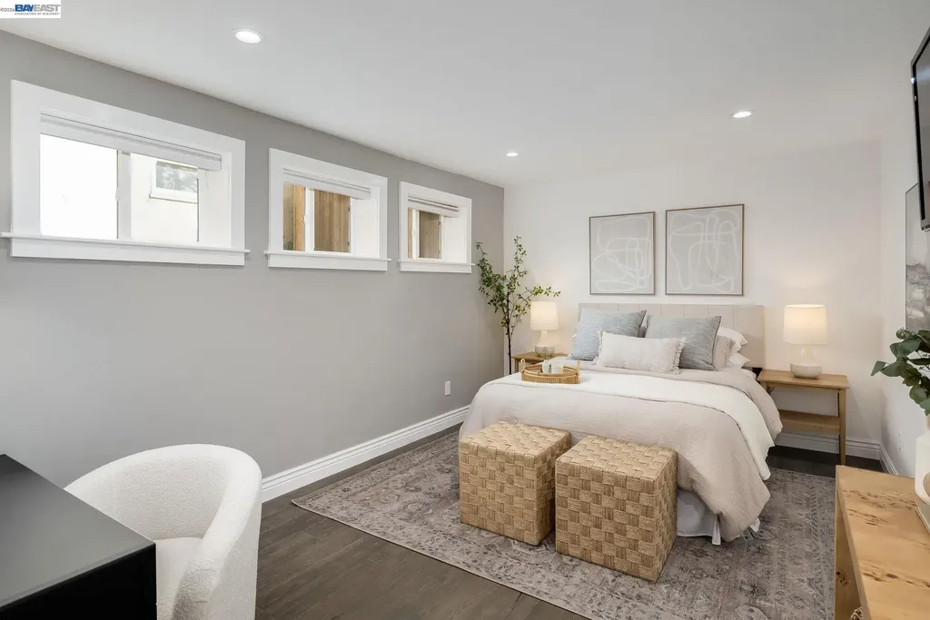 2417 Palmetto Street Oakland CA 94602
