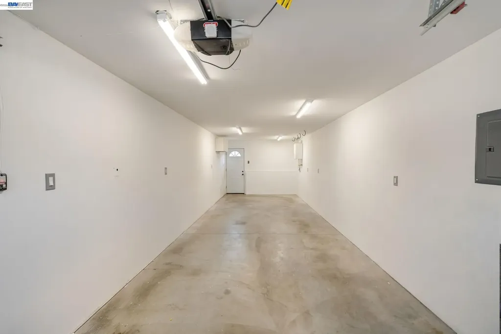 2417 Palmetto Street Oakland CA 94602