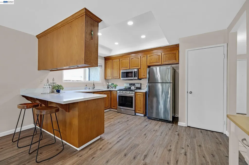 34104 Cromwell Place Fremont CA 94555