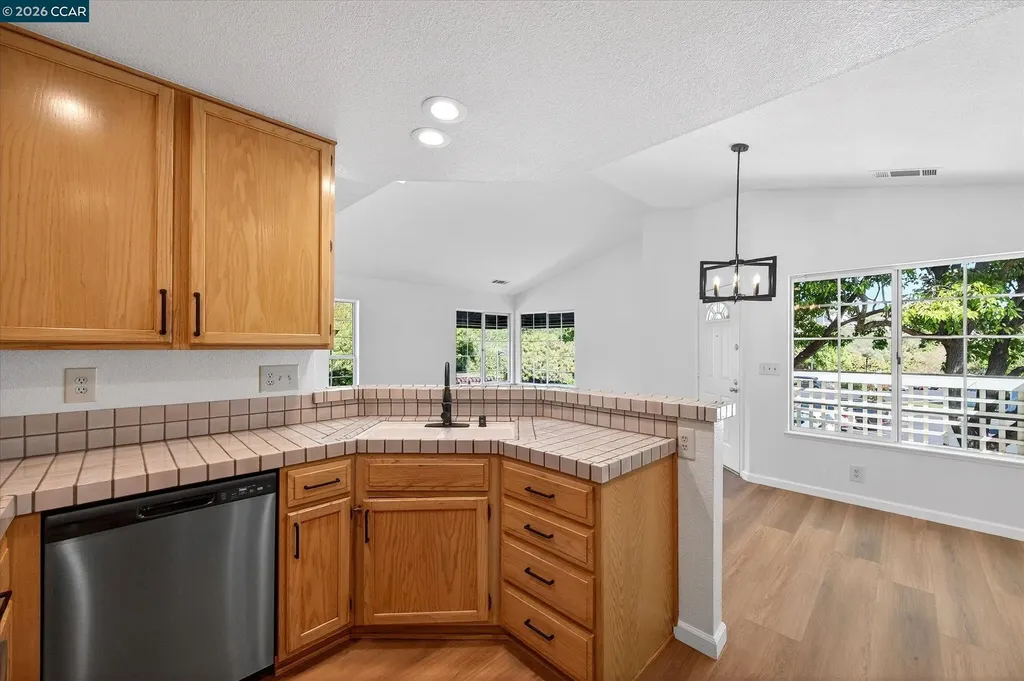 401 Stinson Street Vallejo CA 94591