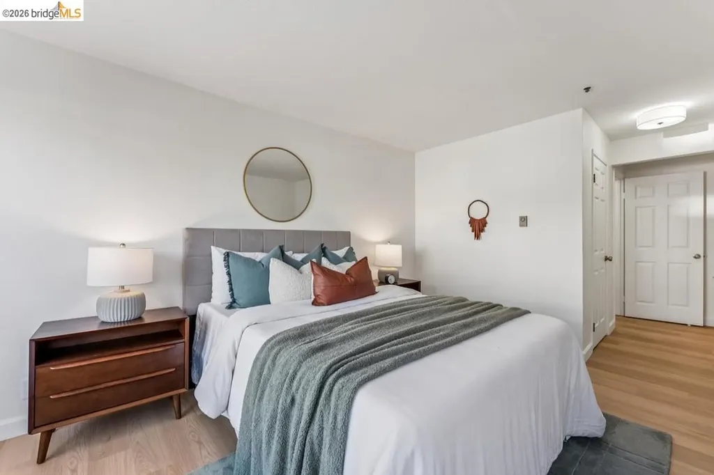 322 Hanover Avenue Oakland CA 94606