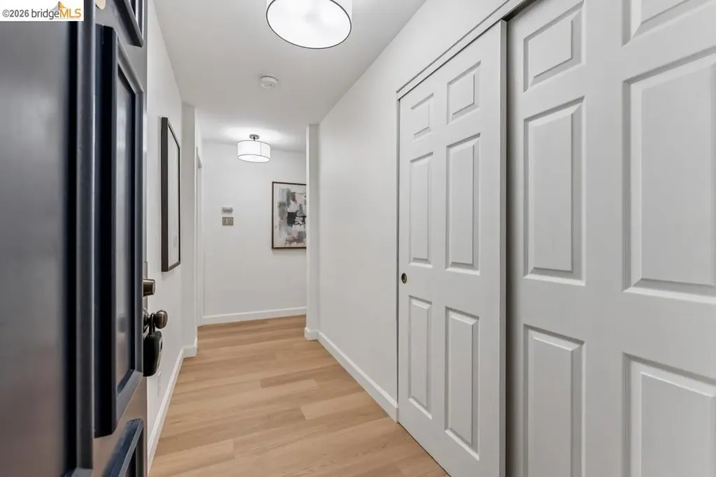 322 Hanover Avenue Oakland CA 94606