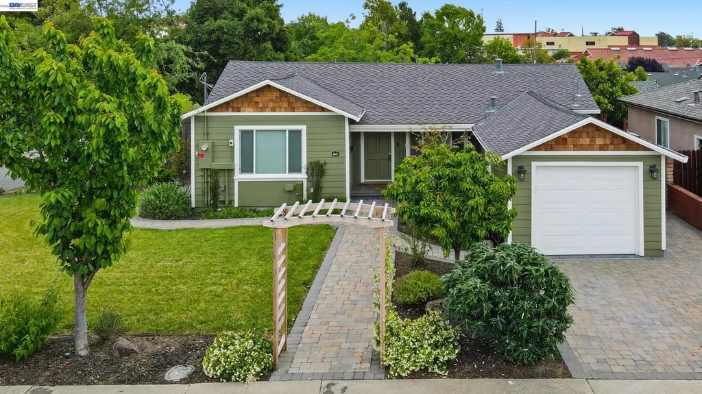 2651 Ione Avenue Castro Valley CA 94546