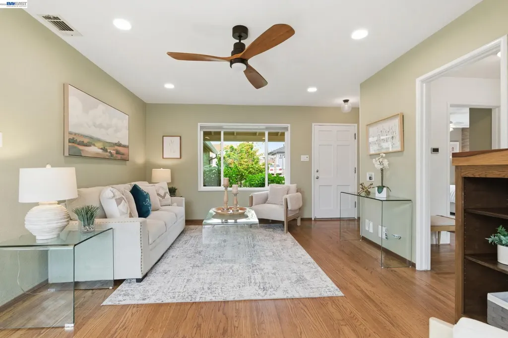 2651 Ione Avenue Castro Valley CA 94546