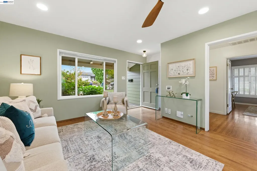 2651 Ione Avenue Castro Valley CA 94546