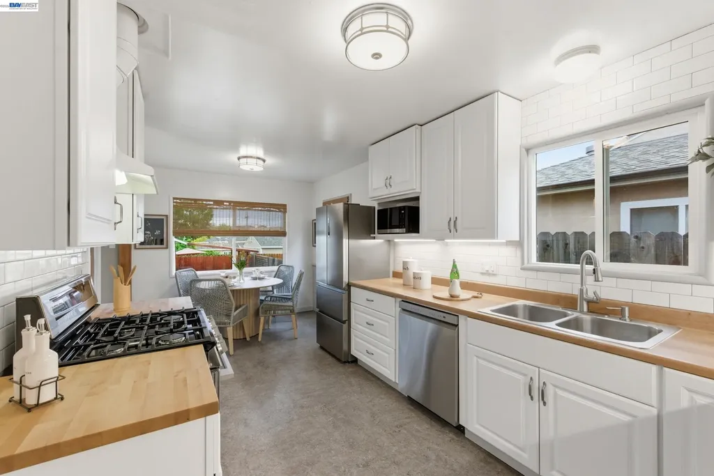 2651 Ione Avenue Castro Valley CA 94546