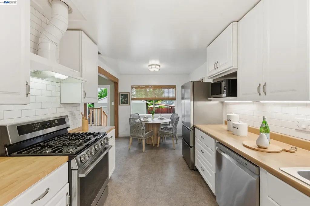 2651 Ione Avenue Castro Valley CA 94546
