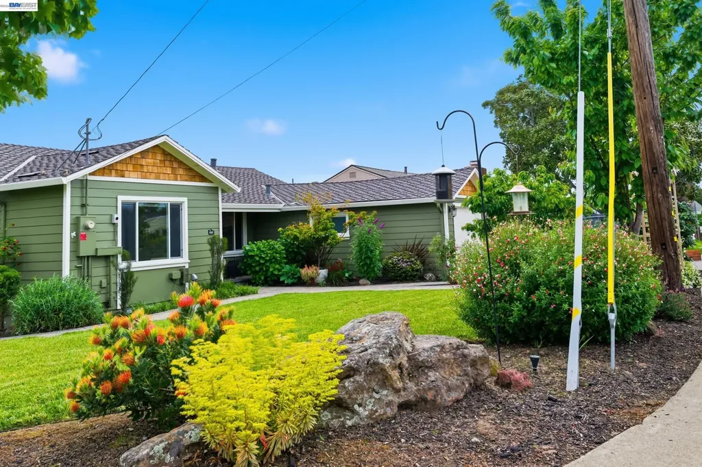 2651 Ione Avenue Castro Valley CA 94546