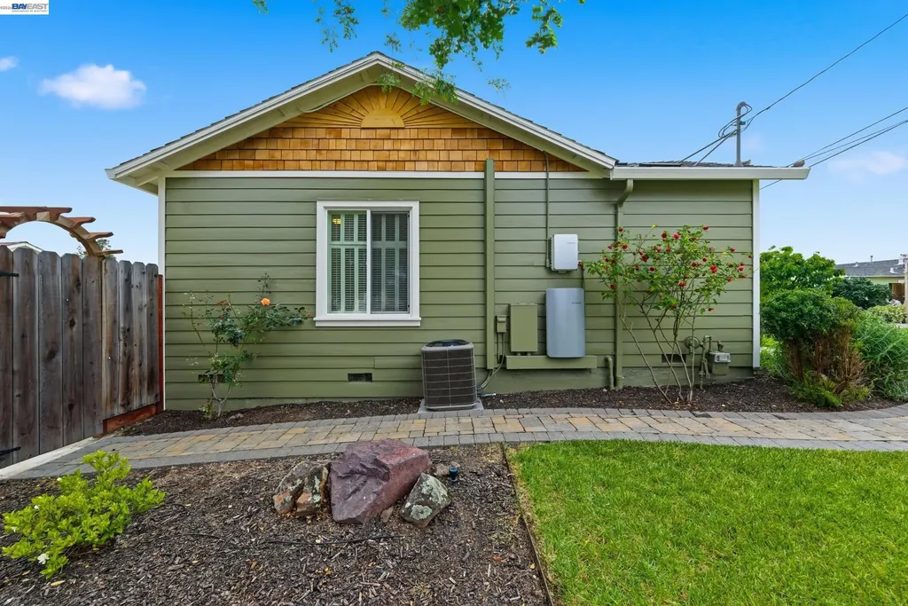 2651 Ione Avenue Castro Valley CA 94546