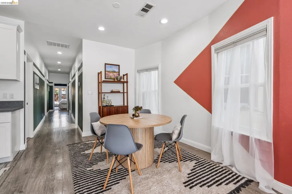 2010 Filbert Oakland CA 94607