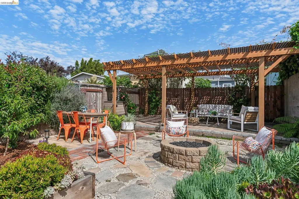 2010 Filbert Oakland CA 94607